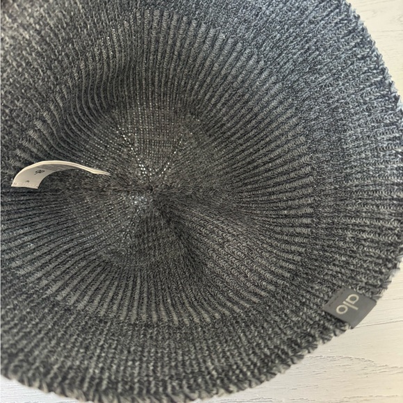 ALO Yoga Gray Knit Hat - Picture 3 of 7